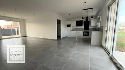 Maison - 111 m² - 5 pièces