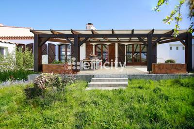 Maison - 110 m² - 6 pièces