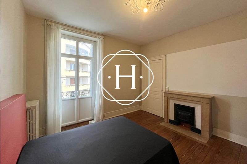 Appartement - 83 m² - 4 pièces