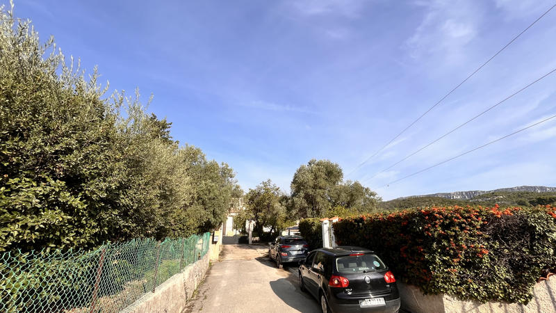 Terrain - 1 830 m²