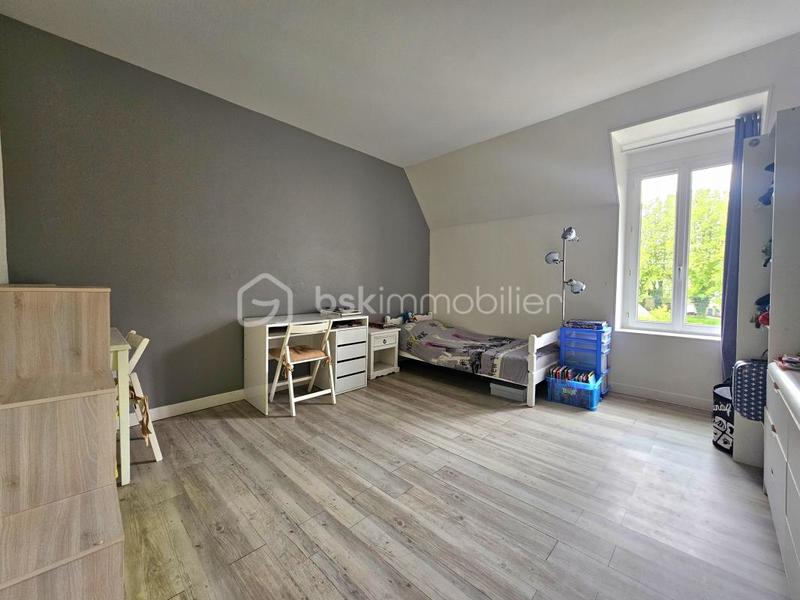 Maison - 208 m² - 8 pièces