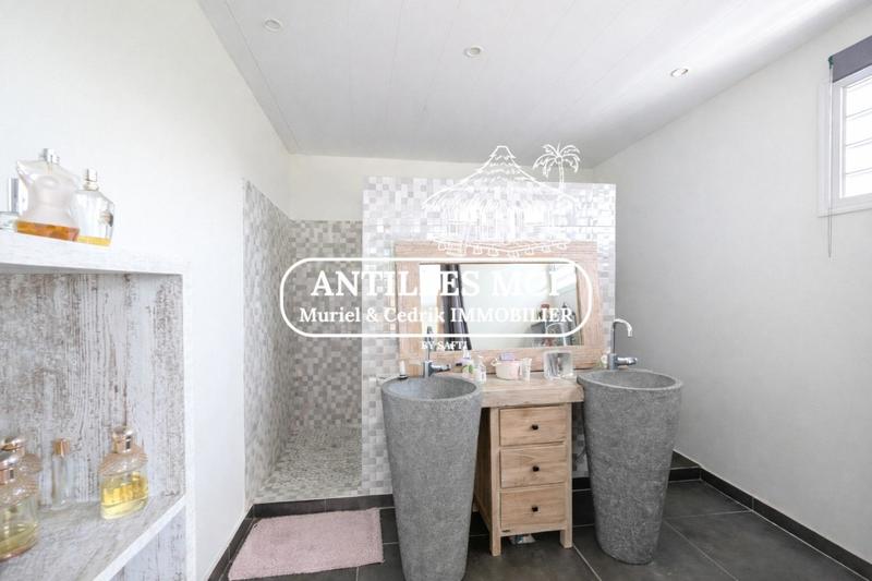 Villa - 192 m² - 7 pièces