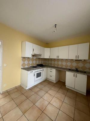 Appartement - 100 m² - 4 pièces