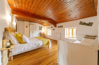 Maison - 310 m² - 14 pièces