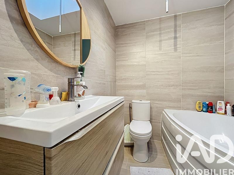 Maison - 80 m² - 5 pièces