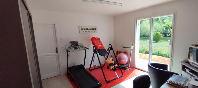 Maison - 240 m² - 6 pièces