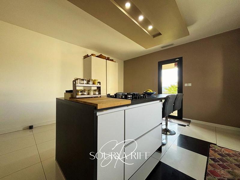 Maison - 165 m² - 7 pièces