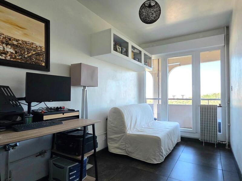 Appartement - 81 m² - 3 pièces