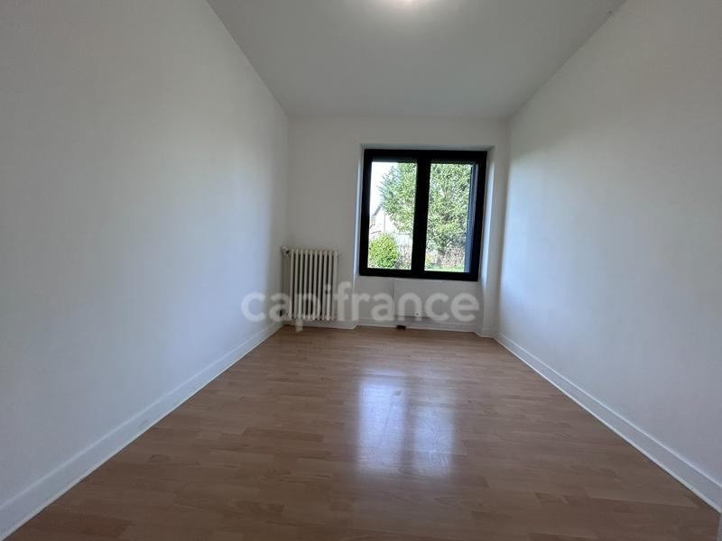 Maison - 212 m² - 5 pièces