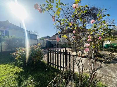 Maison - 143 m² - 7 pièces