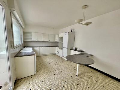 Maison - 159 m² - 6 pièces