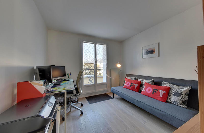 Maison - 215 m² - 8 pièces