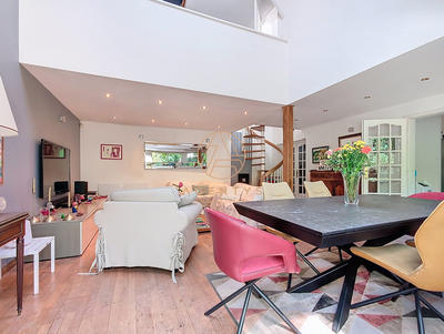 Maison - 104 m² - 6 pièces