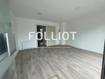 Local commercial - 35 m² - 2 pièces