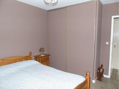 Maison traditionnelle - 90 m² - 4 pièces