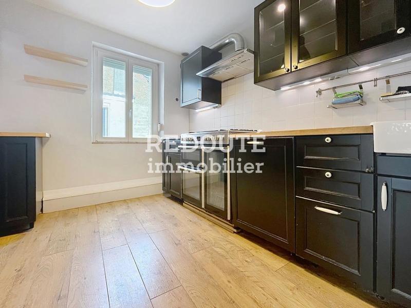 Appartement - 80 m² - 3 pièces