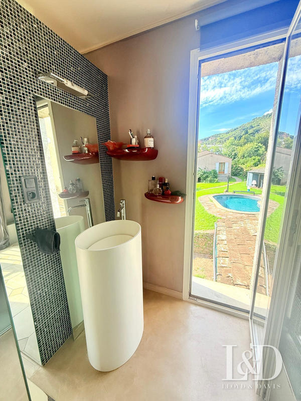 Maison - 175 m² - 4 pièces