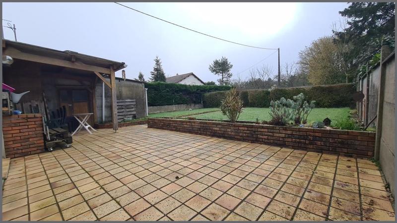 Maison - 95 m² - 8 pièces