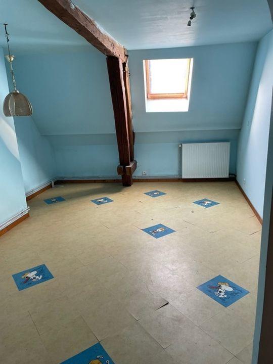 Appartement - 85 m² - 3 pièces