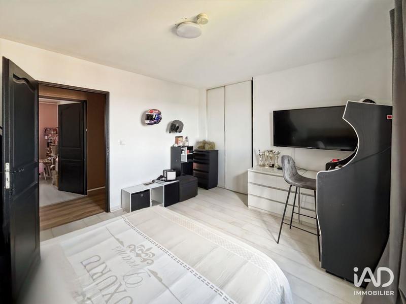 Maison - 184 m² - 5 pièces