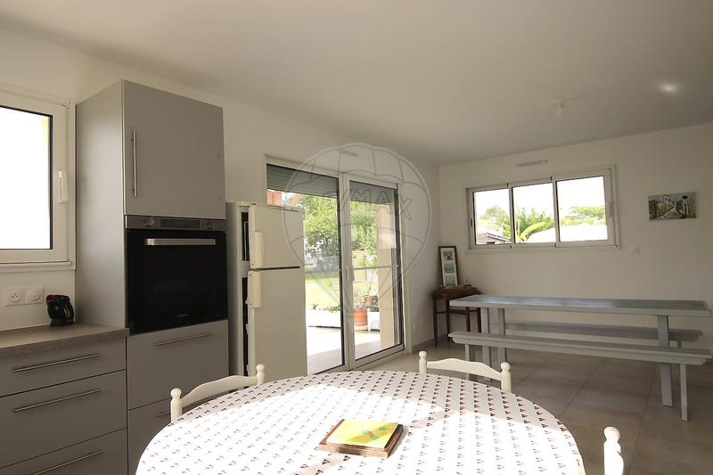 Maison - 144 m² - 5 pièces