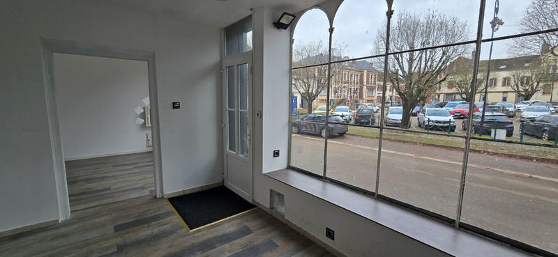 Maison - 227 m² - 10 pièces