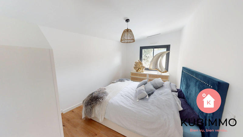 Maison - 207 m² - 6 pièces