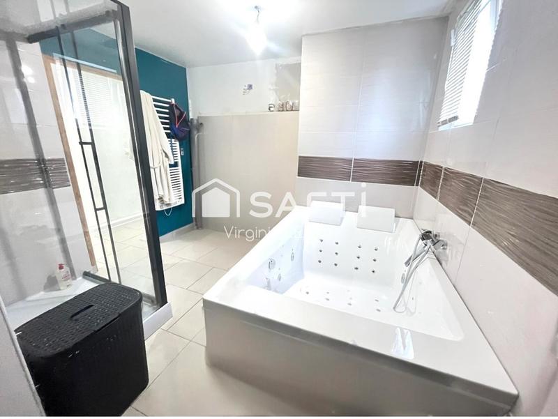 Maison - 115 m² - 6 pièces