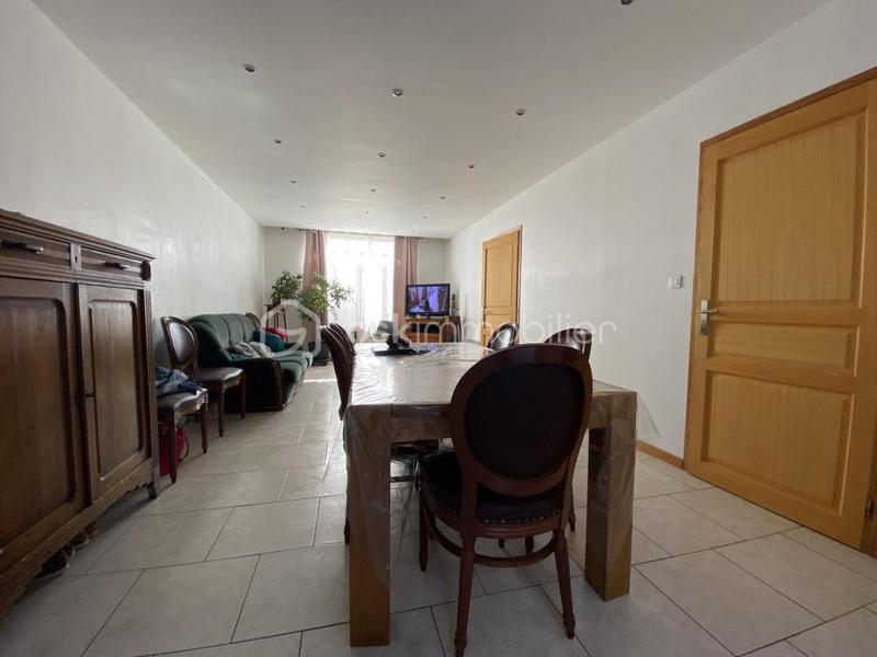 Immeuble - 170 m² - 12 pièces