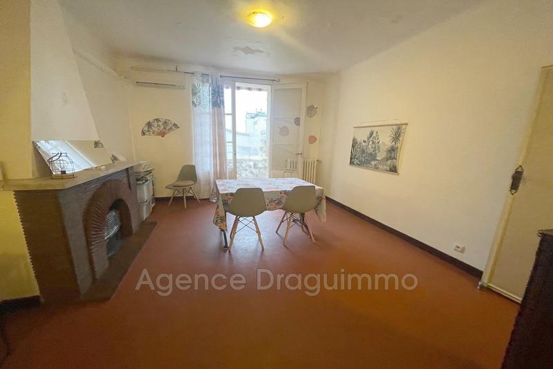 Maison - 331 m² - 10 pièces