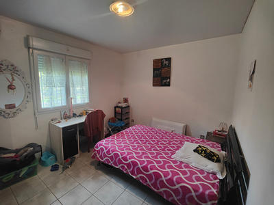 Maison - 93 m² - 4 pièces