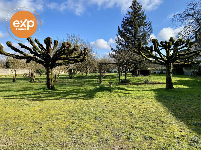 Maison traditionnelle - 114 m² - 6 pièces