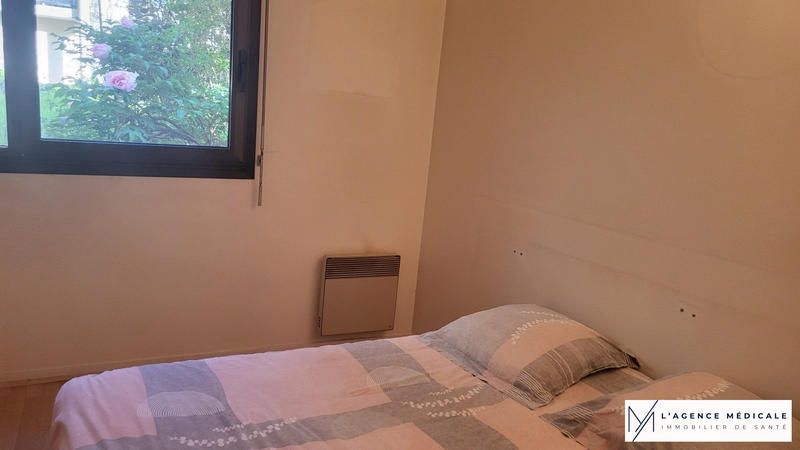 Bureau - 48 m² - 2 pièces