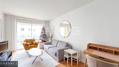 Appartement - 75 m² - 4 pièces