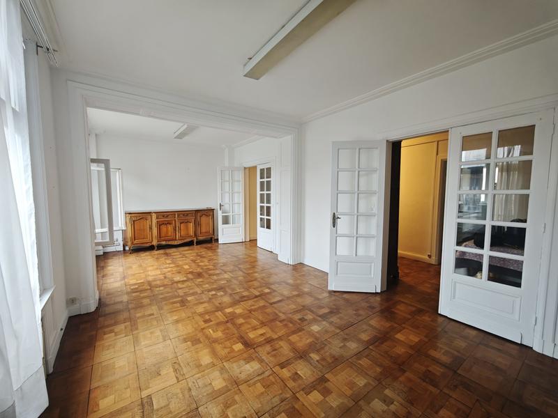 Appartement - 107 m² - 5 pièces