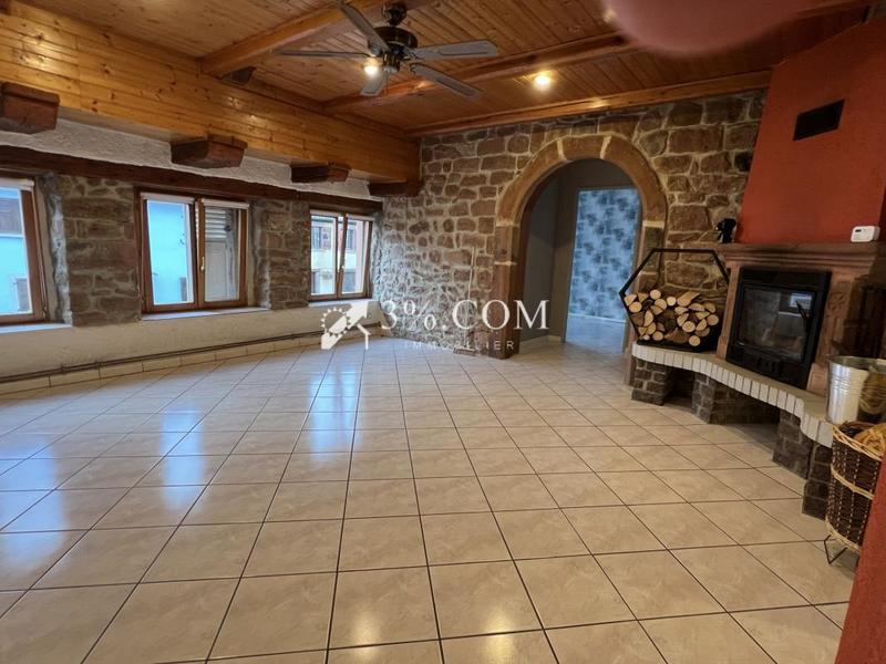 Maison - 219 m² - 8 pièces