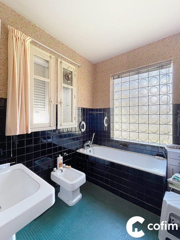 Maison ancienne - 150 m² - 6 pièces