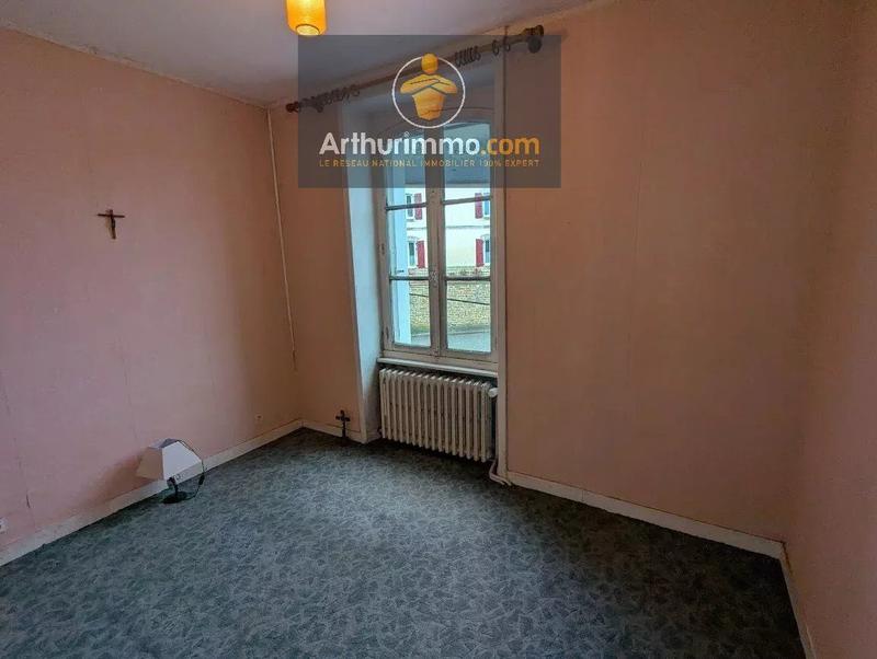 Maison - 96 m² - 7 pièces