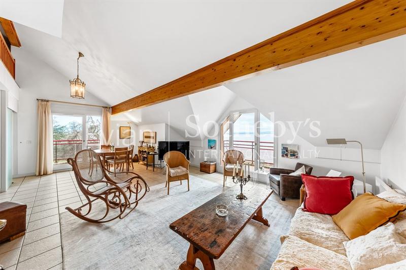 Appartement - 111 m² - 4 pièces