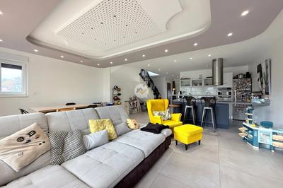 Maison contemporaine - 130 m² - 6 pièces