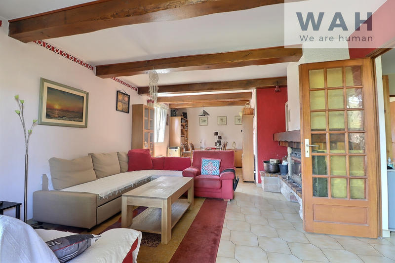 Maison - 195 m² - 8 pièces