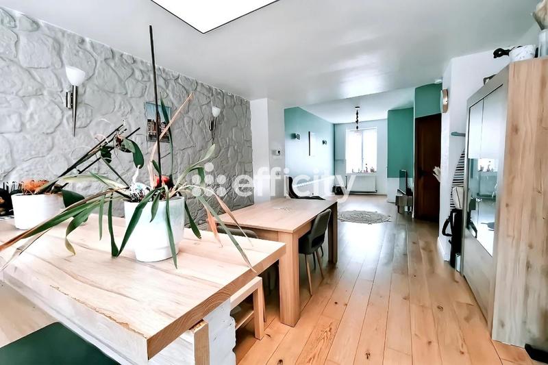 Maison - 82 m² - 4 pièces