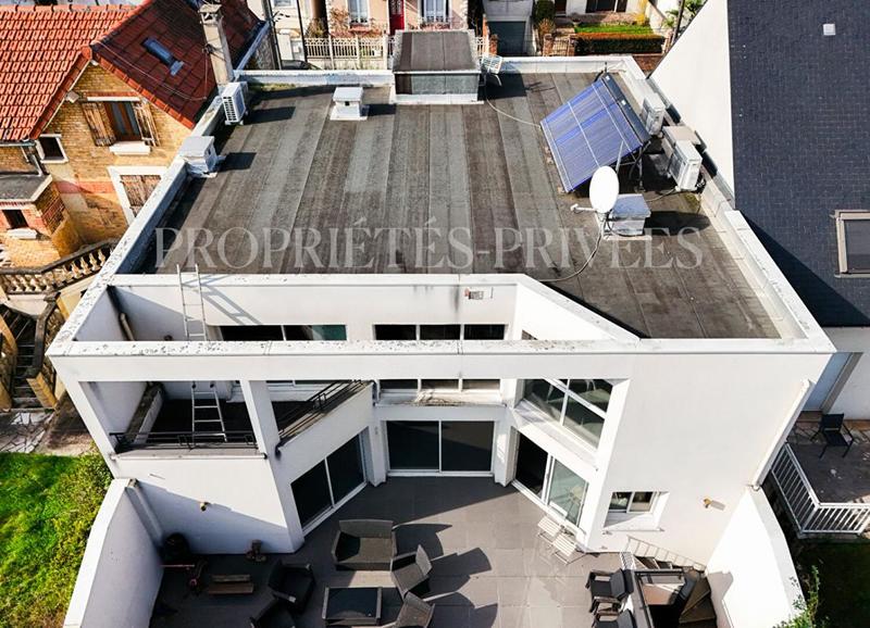 Maison - 309 m² - 6 pièces