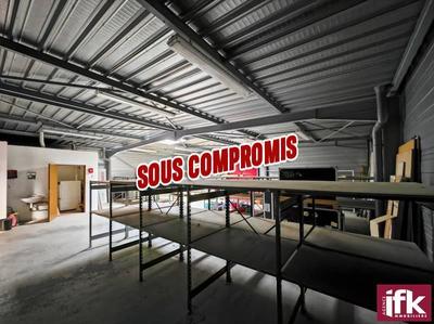 Local commercial - 233 m²