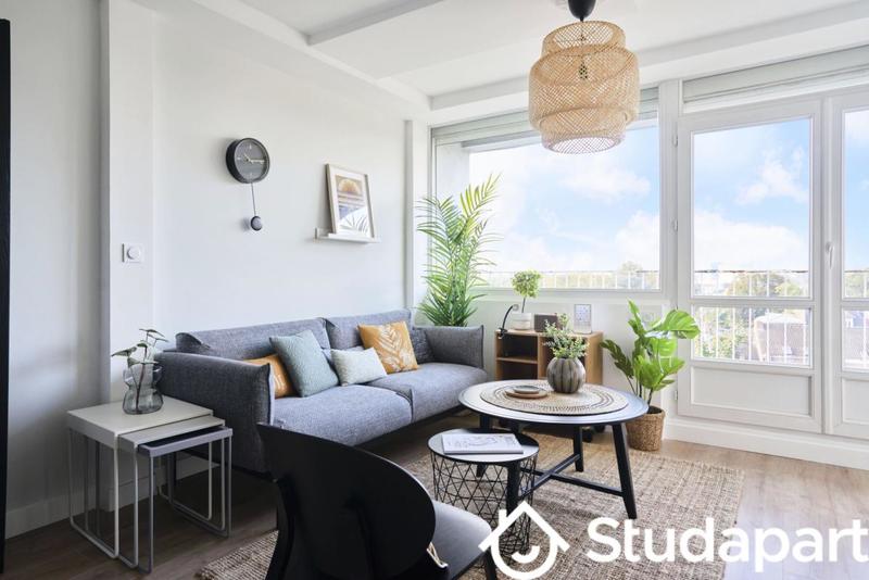 Chambre - 10 m² - 1 pièce