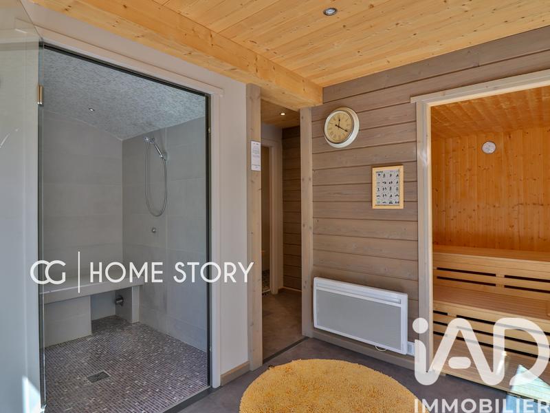 Maison - 788 m² - 18 pièces