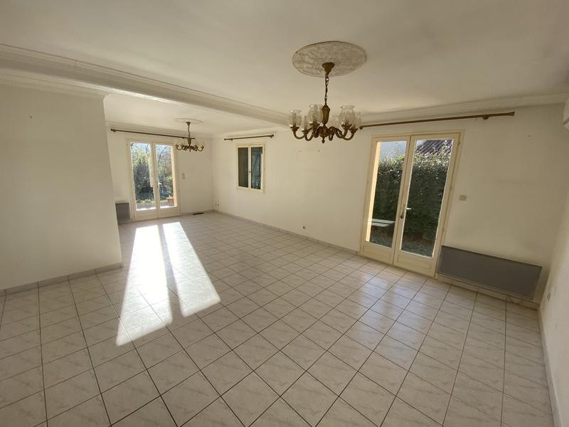 Maison traditionnelle - 102 m² - 4 pièces