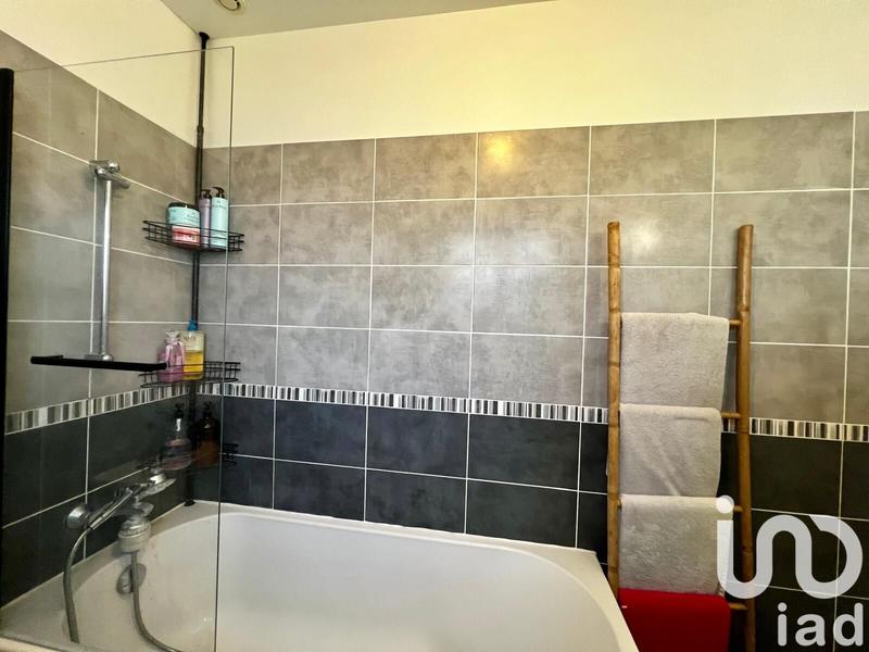 Maison - 87 m² - 6 pièces