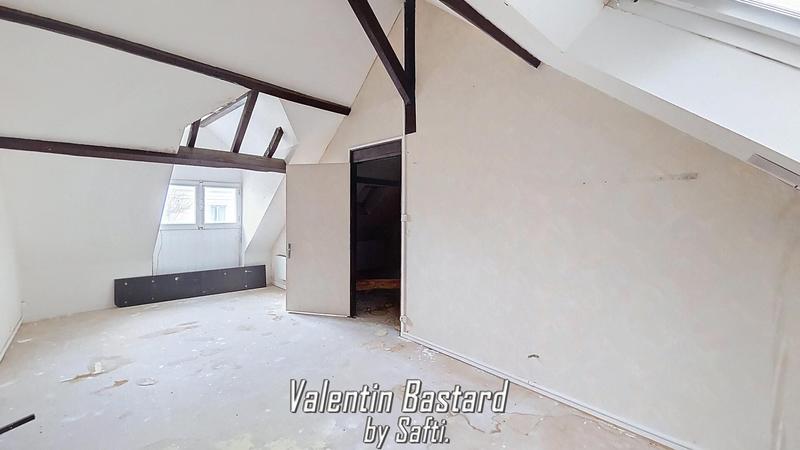 Maison - 160 m² - 9 pièces