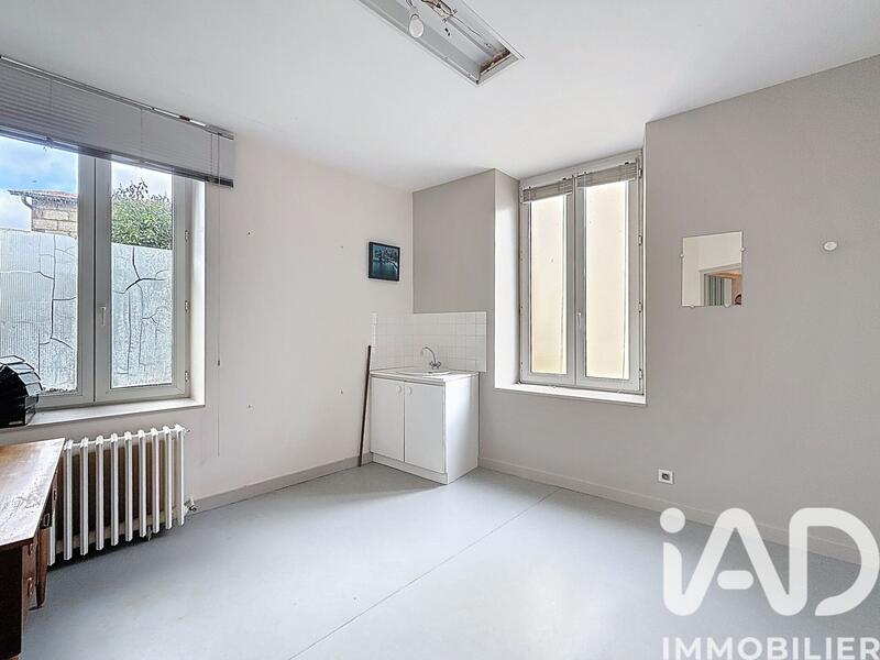 Immeuble - 82 m² - 3 pièces